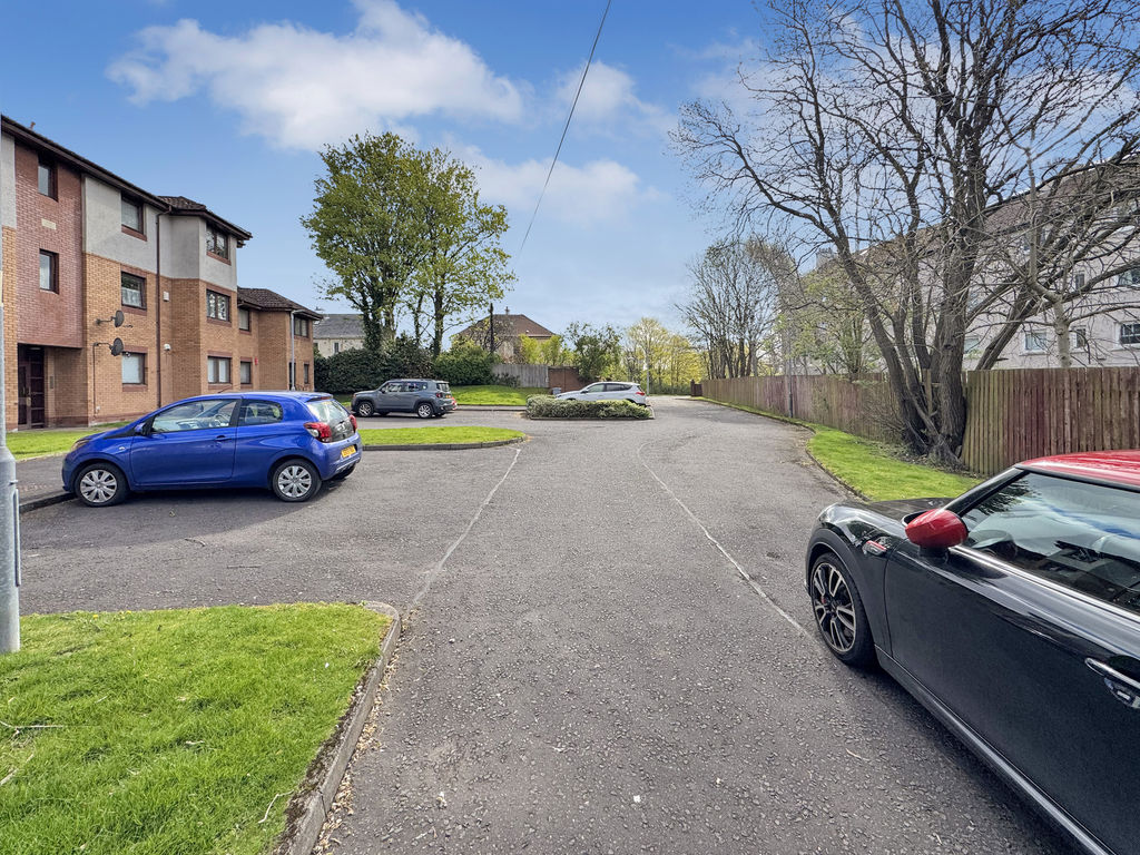 Glanderston Court Knightswood